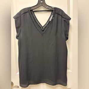 DR2 Black V-Neck Blouse size Large. V- Neck in back as well with cut out trim.
